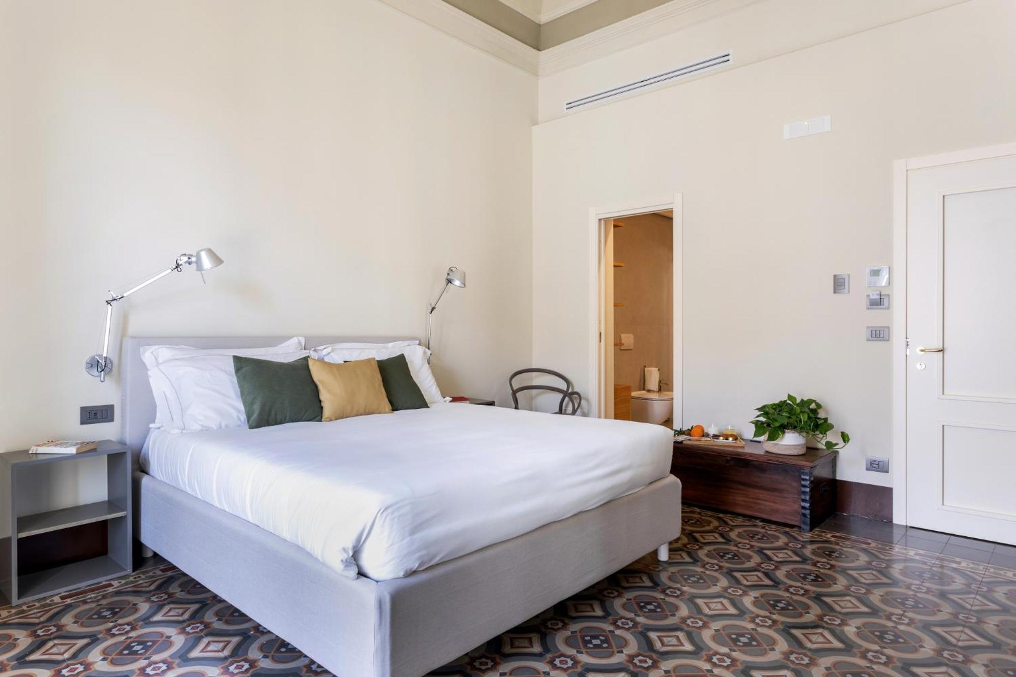 Palazzo Costarelli - Bed And Breakfast 卡塔尼亚 客房 照片