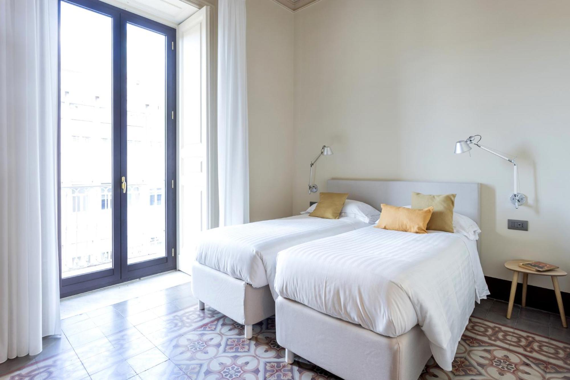 Palazzo Costarelli - Bed And Breakfast 卡塔尼亚 客房 照片