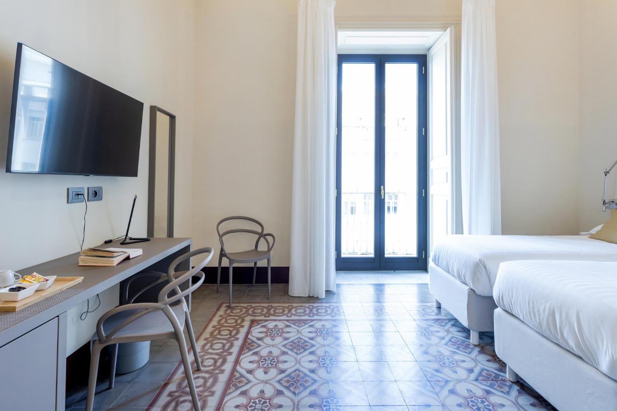 Palazzo Costarelli - Bed And Breakfast 卡塔尼亚 客房 照片